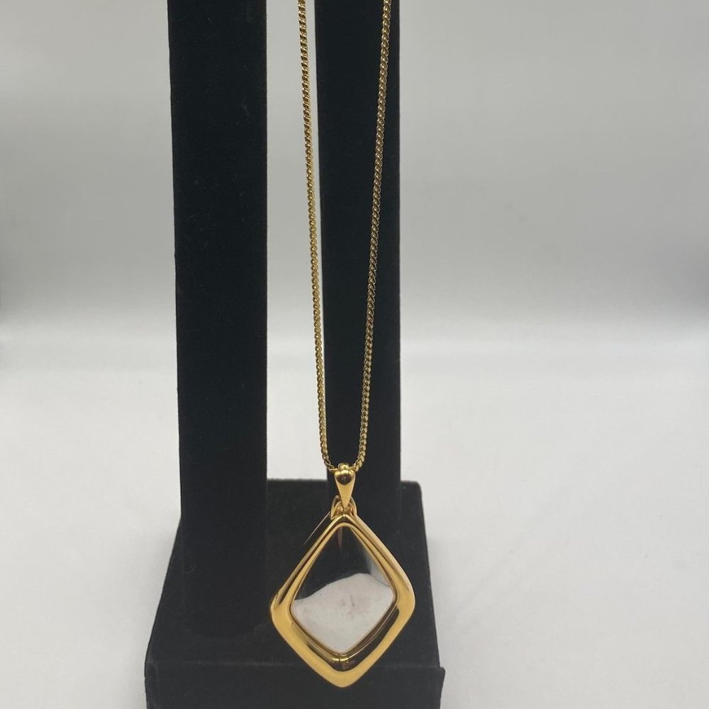 EUC Vintage Signed Monet Two Tone Silver & Gold Diamond Shaped Pendant Necklace